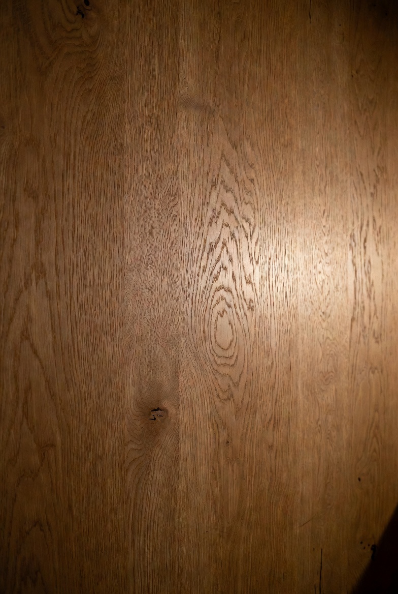 Series E wood look